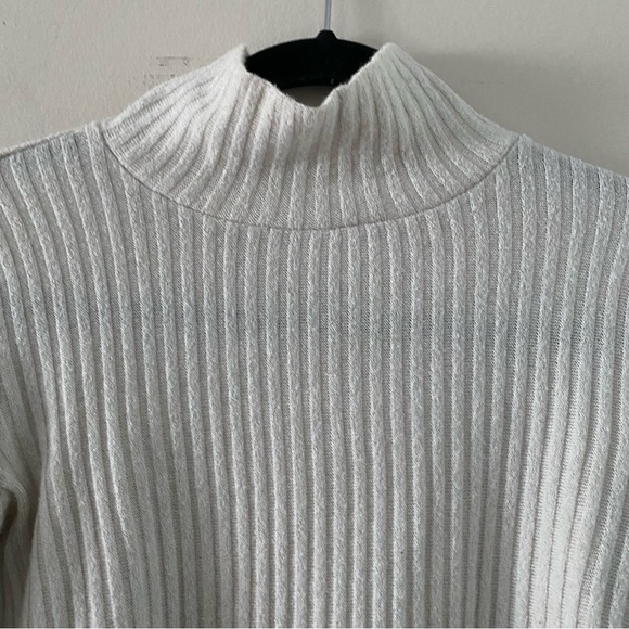 Wilfred Free Tamu Turtleneck in off white color - Picture 3 of 6